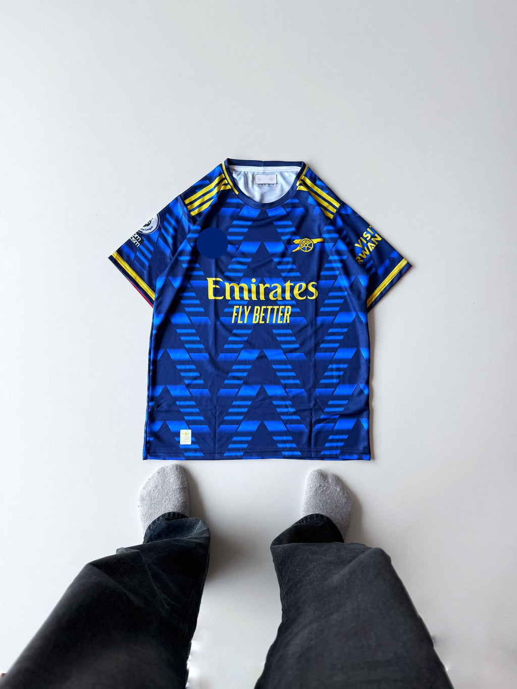 Arsenal Saka half sleeve